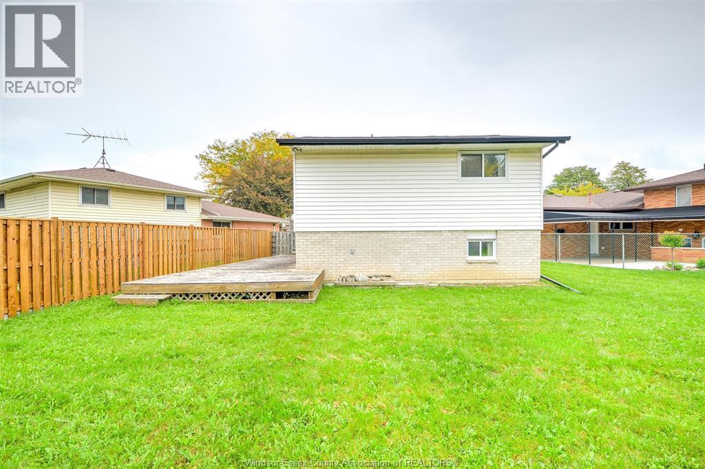 3325 Dolphin Court, Windsor, Ontario  N8R 2G7 - Photo 26 - 26024417