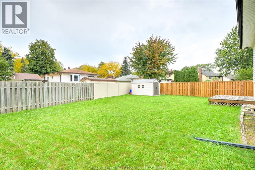 3325 Dolphin Court, Windsor, Ontario  N8R 2G7 - Photo 28 - 26024417