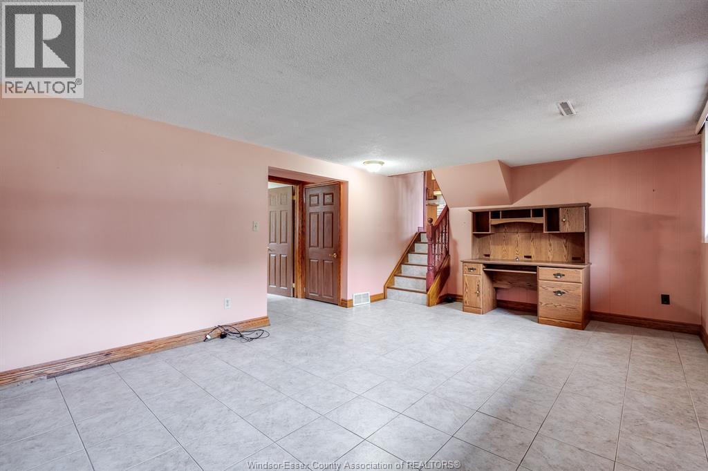 1379 Oxford Ave, Kingsville, Ontario  N9Y 2G7 - Photo 23 - 26023764