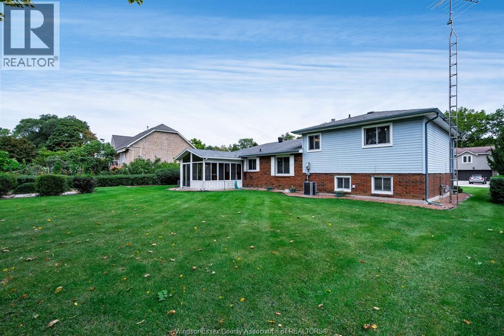 1379 Oxford Ave, Kingsville, Ontario  N9Y 2G7 - Photo 34 - 26023764