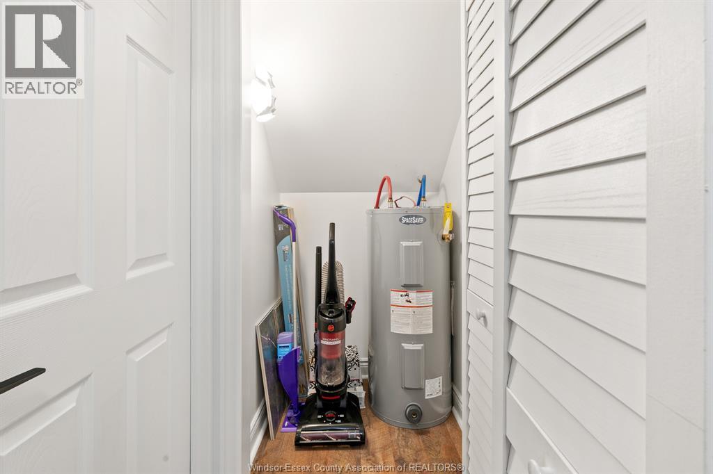 2328 Forest, Windsor, Ontario  N8W 2G8 - Photo 36 - 26024446