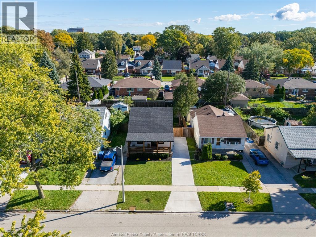 2328 Forest, Windsor, Ontario  N8W 2G8 - Photo 44 - 26024446