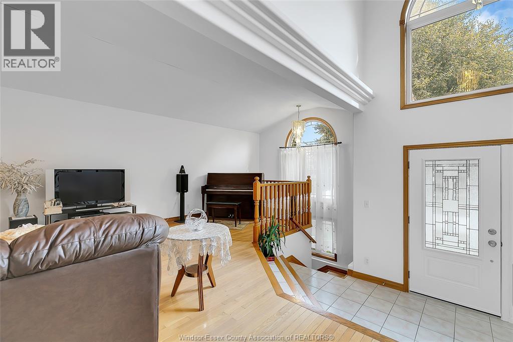 445 John Harvey Crescent, Windsor, Ontario  N9E 4R4 - Photo 28 - 26024458