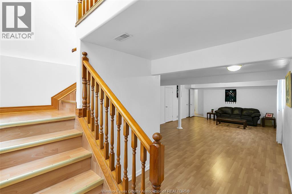 445 John Harvey Crescent, Windsor, Ontario  N9E 4R4 - Photo 29 - 26024458