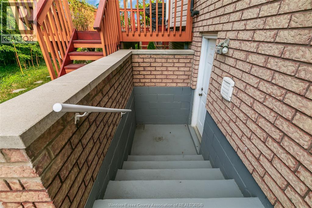 445 John Harvey Crescent, Windsor, Ontario  N9E 4R4 - Photo 45 - 26024458