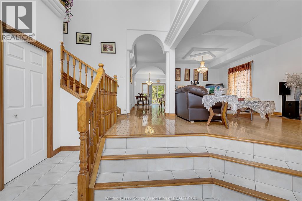 445 John Harvey Crescent, Windsor, Ontario  N9E 4R4 - Photo 5 - 26024458