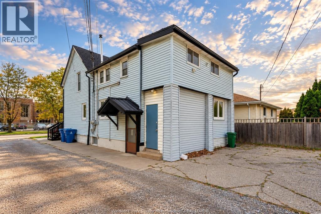 2176 Mcdougall, Windsor, Ontario  N8X 3N3 - Photo 9 - 26024450