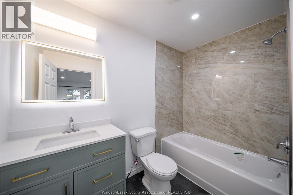 3605 Bloomfield, Windsor, Ontario  N9C 1S1 - Photo 13 - 26024129