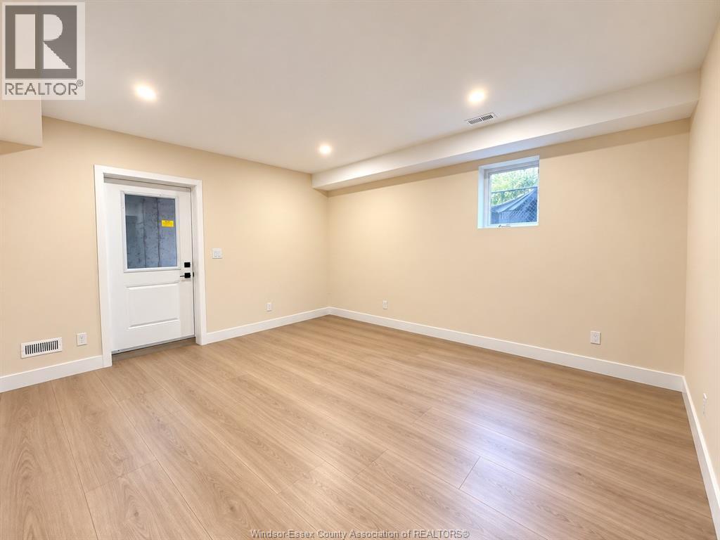 2420 Bernard, Windsor, Ontario  N8W 4S1 - Photo 16 - 26024496