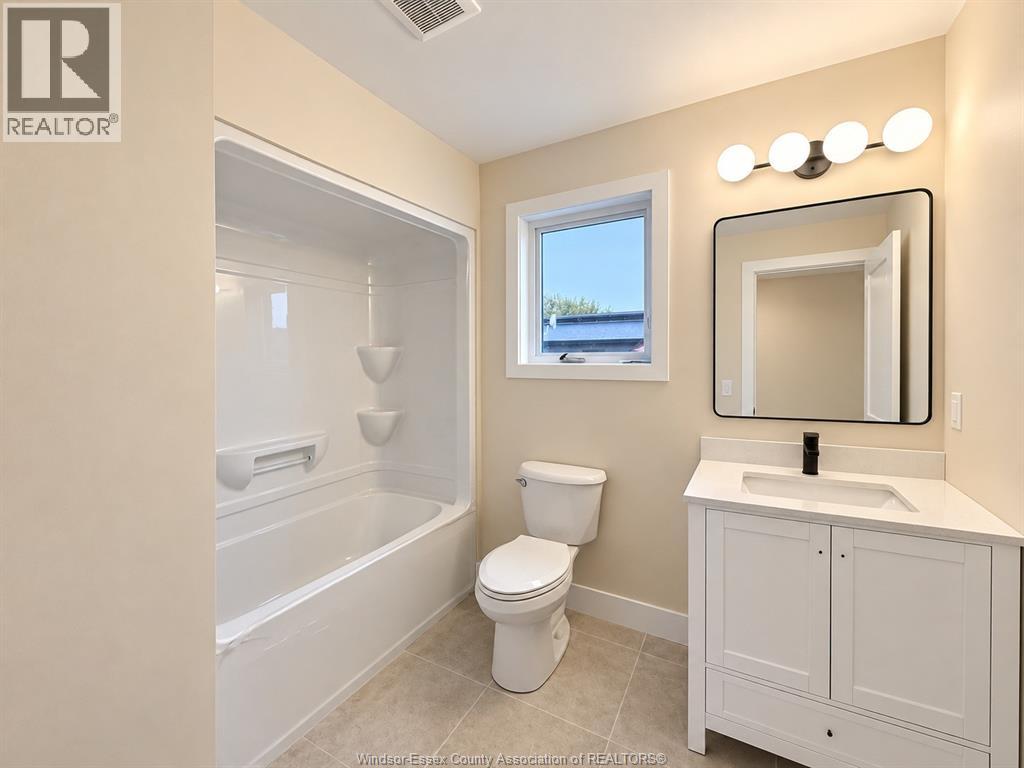 2422 Bernard, Windsor, Ontario  N8W 4S1 - Photo 18 - 26024492