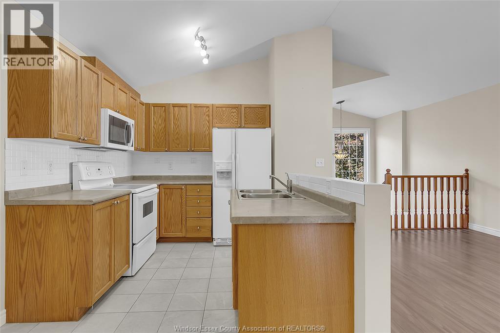 4505 Tumbleweed, Windsor, Ontario  N9G 3C2 - Photo 10 - 26024479