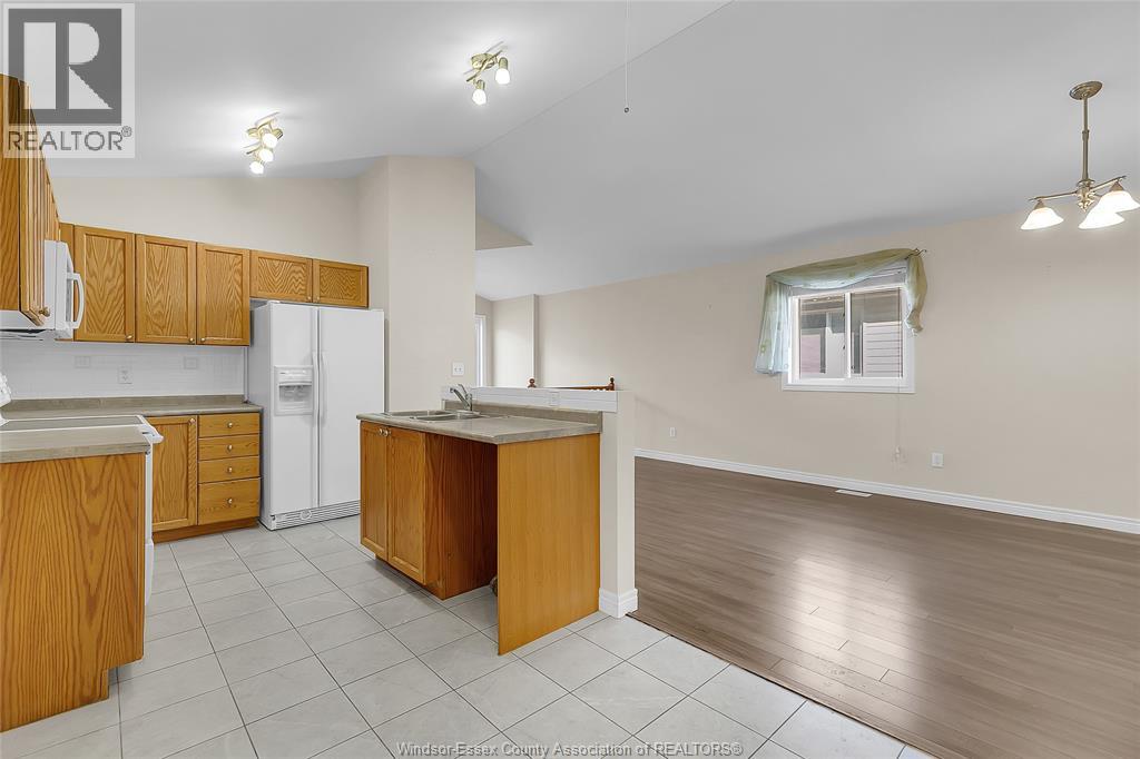 4505 Tumbleweed, Windsor, Ontario  N9G 3C2 - Photo 9 - 26024479