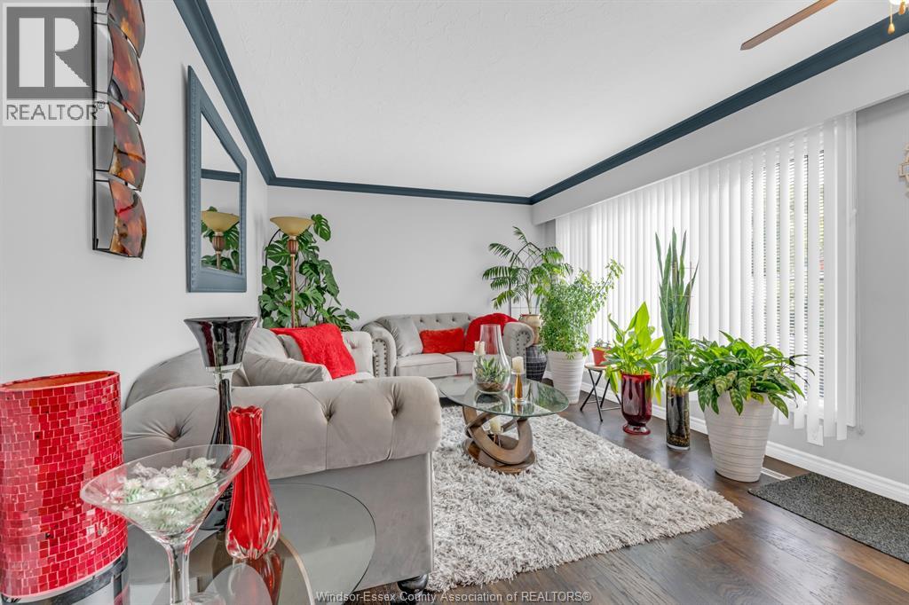 91 Danforth Avenue, Leamington, Ontario  N8H 2R1 - Photo 4 - 26024517