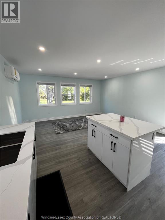 11408 County Rd 46 Unit# Mobile #9, Comber, Ontario  N0P 1J0 - Photo 4 - 26024715