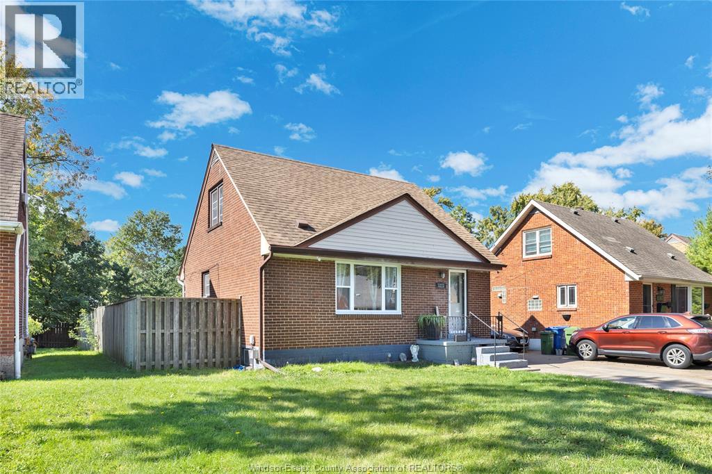 1273 Tilston Drive, Windsor, Ontario  N9B 3C6 - Photo 2 - 26024741
