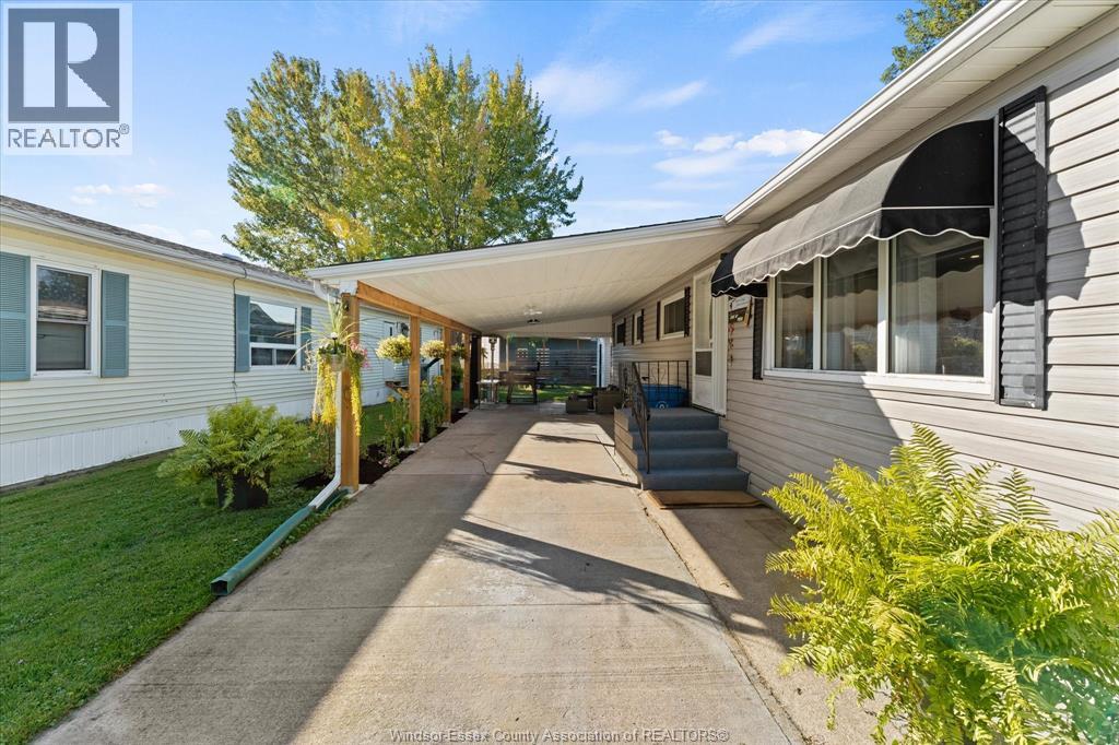 20 Poplar Drive Unit# 193, Mcgregor, Ontario  N0R 1J0 - Photo 3 - 26023907