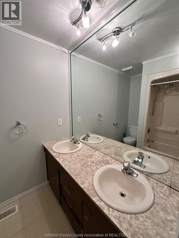 4060 Churchill Unit# Main, Windsor, Ontario  N9G 2E7 - Photo 6 - 26024652