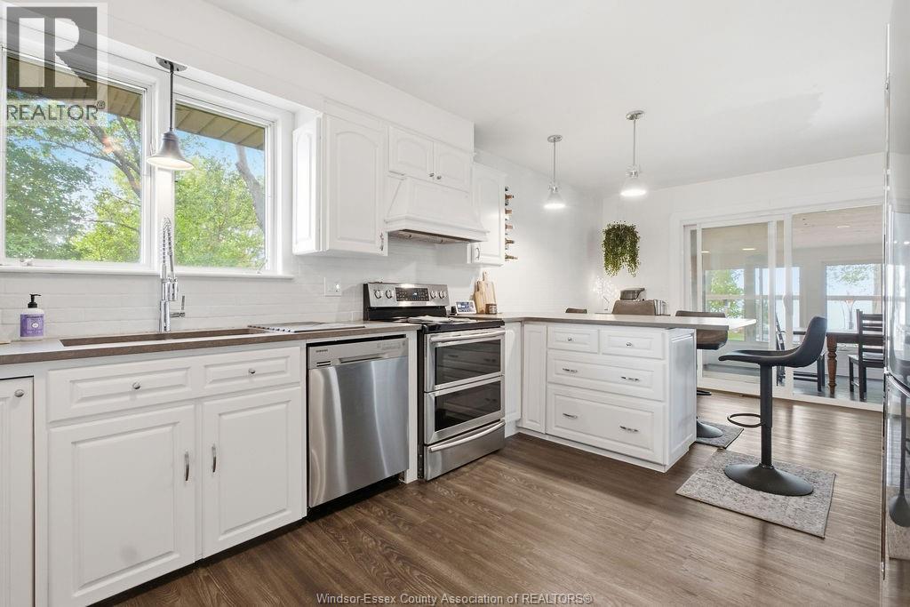 9952 St Clair Rd, Lakeshore, Ontario  N0R 1N0 - Photo 14 - 26024815