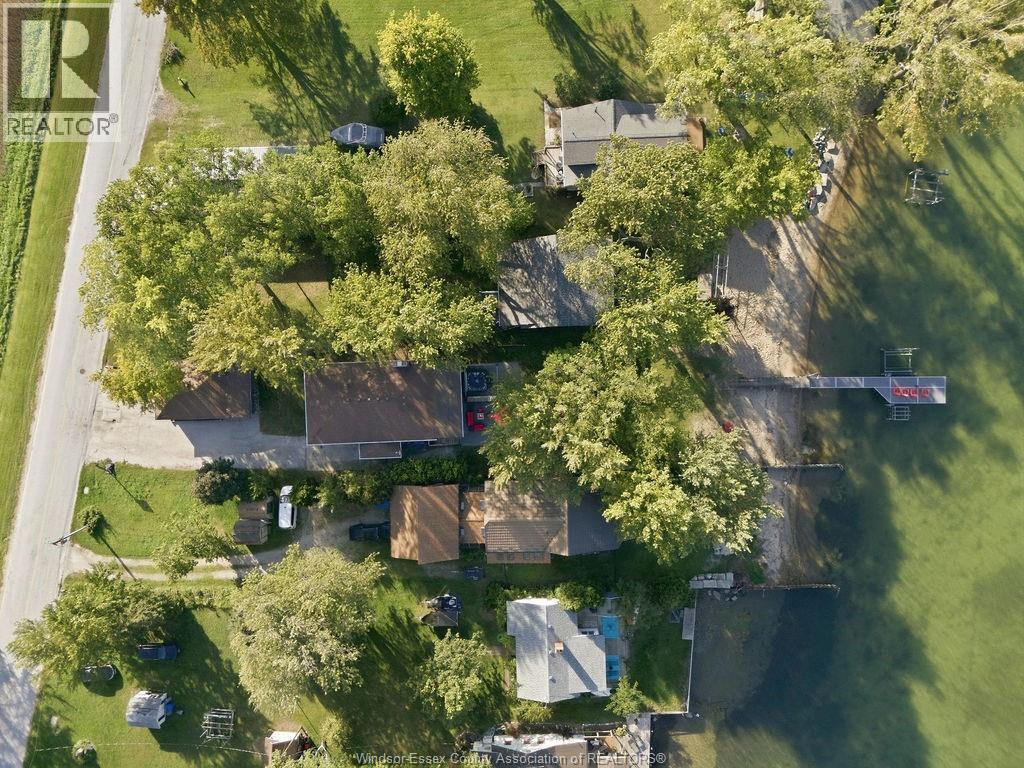 9952 St Clair Rd, Lakeshore, Ontario  N0R 1N0 - Photo 47 - 26024815
