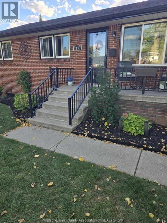 3477 Maisonneuve Avenue, Windsor, Ontario  N9E 1Y9 - Photo 1 - 26024919