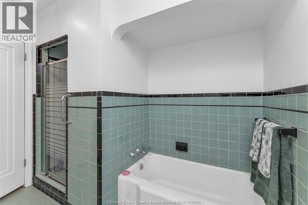 2494 Buckingham Drive, Windsor, Ontario  N8T 2B5 - Photo 16 - 26024942