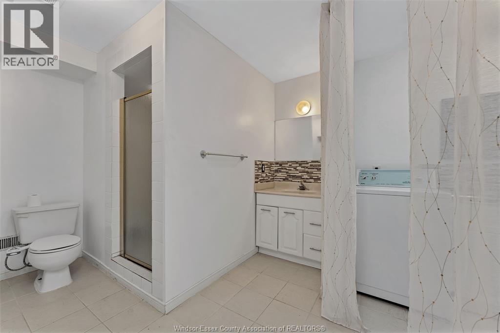 2225 Longfellow Avenue, Windsor, Ontario  N9B 3J7 - Photo 17 - 26024918