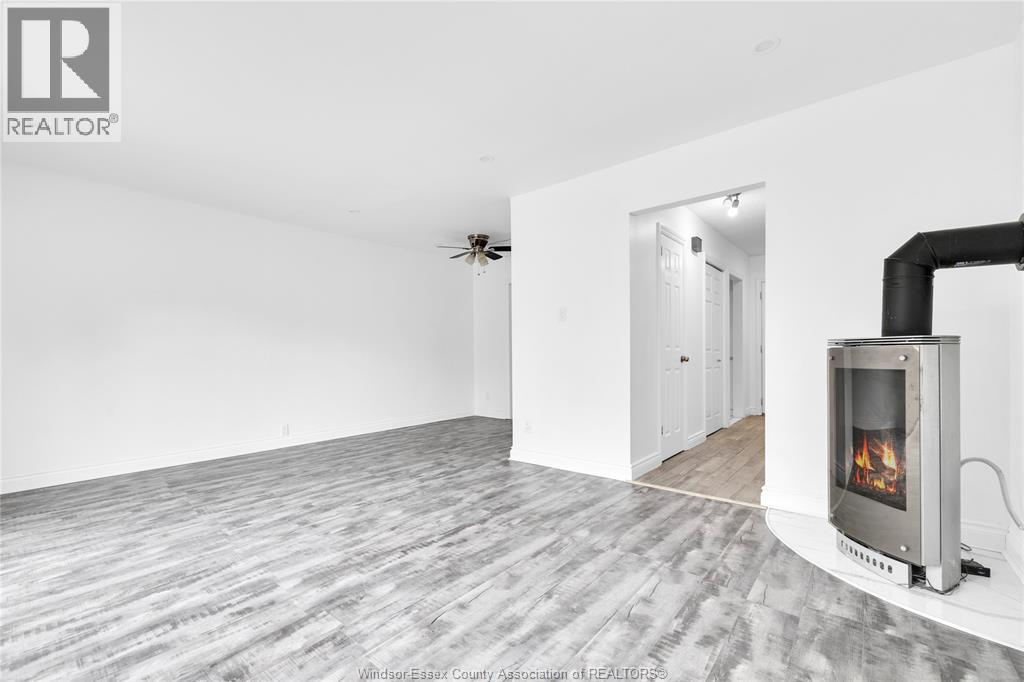 6214 Thornberry, Windsor, Ontario  N8T 3A3 - Photo 11 - 26024989