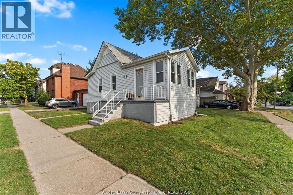 1591 Martindale Street, Windsor, Ontario  N9B 1G5 - Photo 2 - 26024986