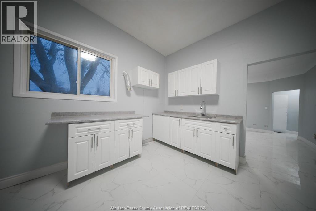 1591 Martindale Street, Windsor, Ontario  N9B 1G5 - Photo 6 - 26024986