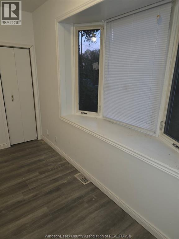 3272 Peter Street, Windsor, Ontario  N9E 4V6 - Photo 3 - 26024997