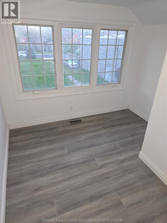 3272 Peter Street, Windsor, Ontario  N9E 4V6 - Photo 9 - 26024997