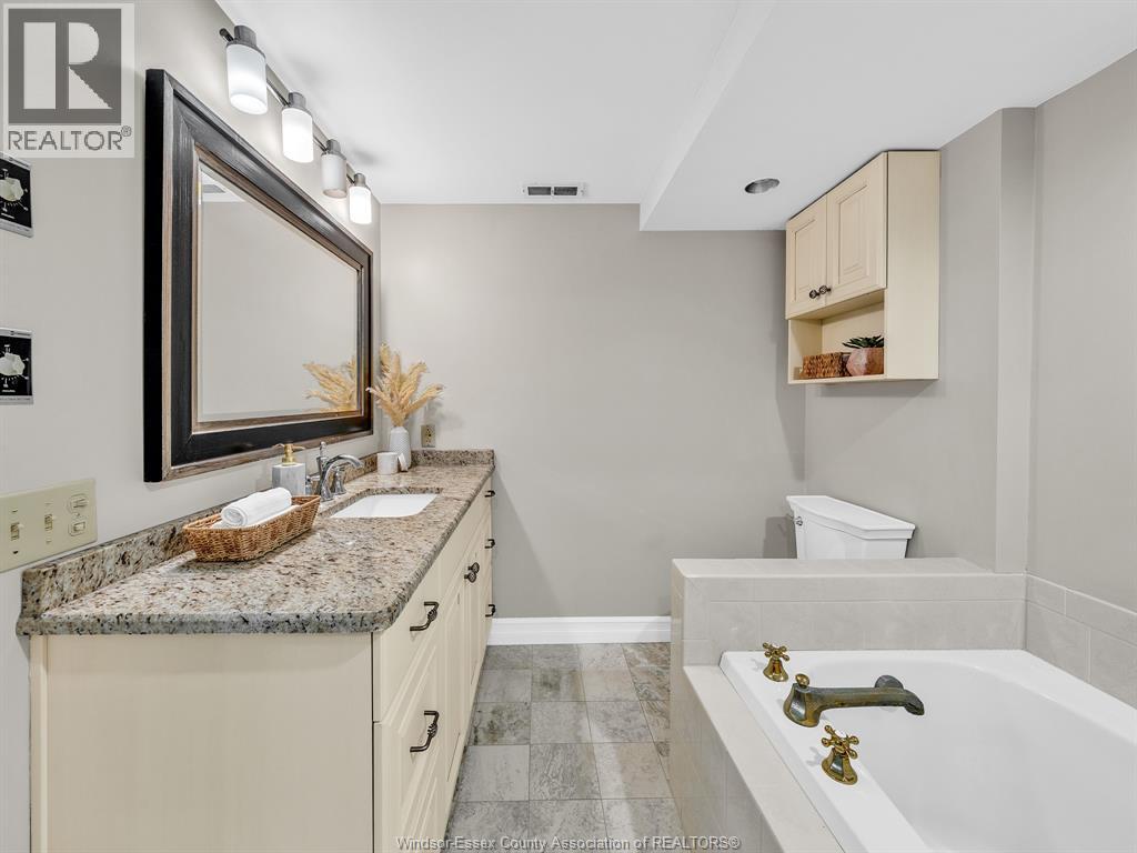 109 Robson Rd. Unit# 201, Leamington, Ontario  N8H 3V4 - Photo 16 - 26025004