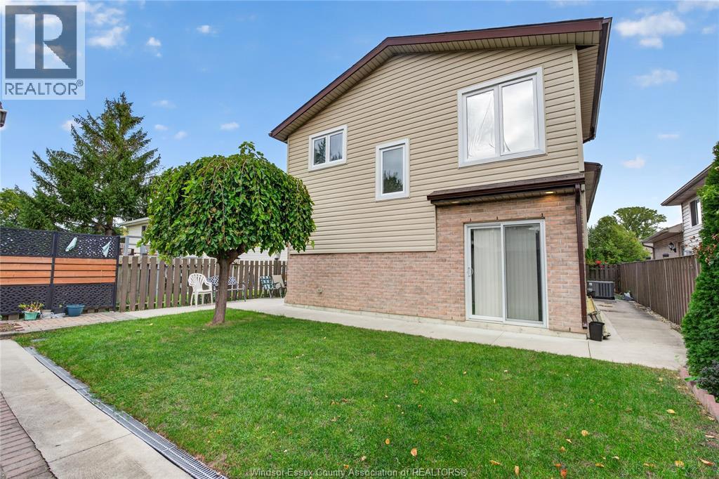 2705 Robert, Windsor, Ontario  N8W 5L9 - Photo 18 - 26024995