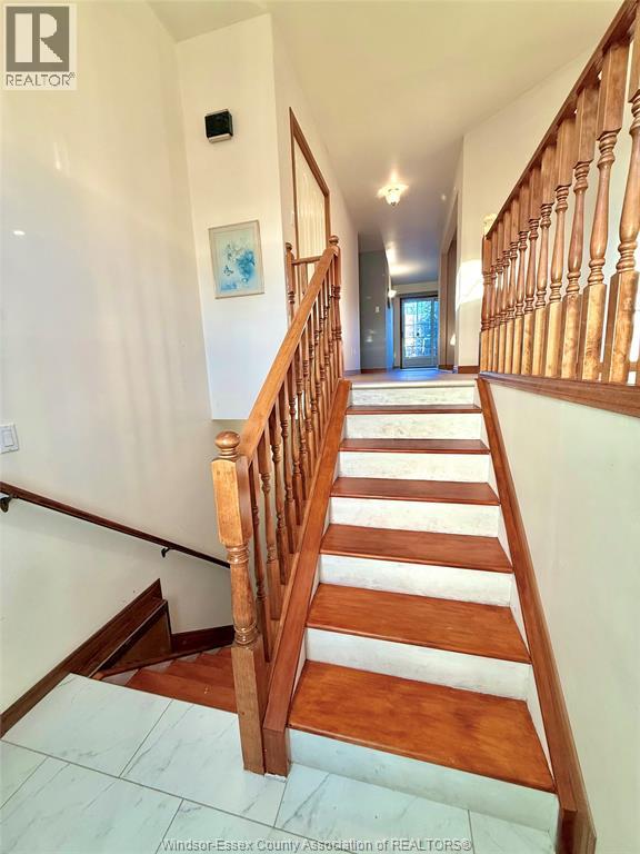 2360 Randolph, Windsor, Ontario  N9E 4A1 - Photo 3 - 26024988