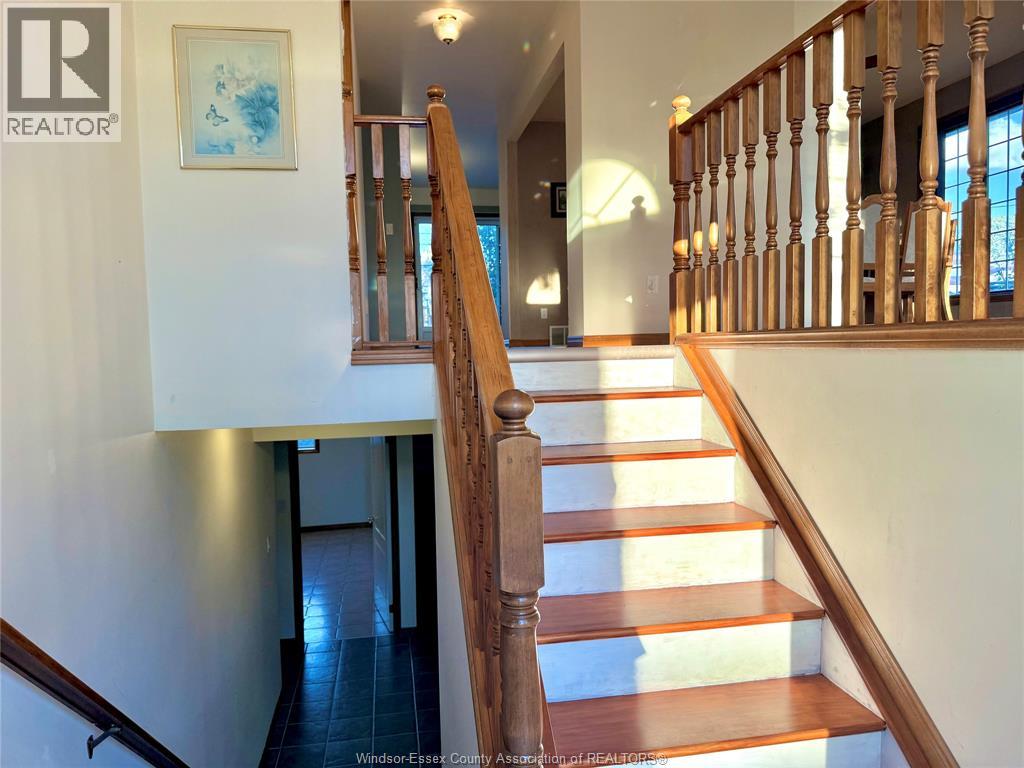 2360 Randolph, Windsor, Ontario  N9E 4A1 - Photo 4 - 26024988