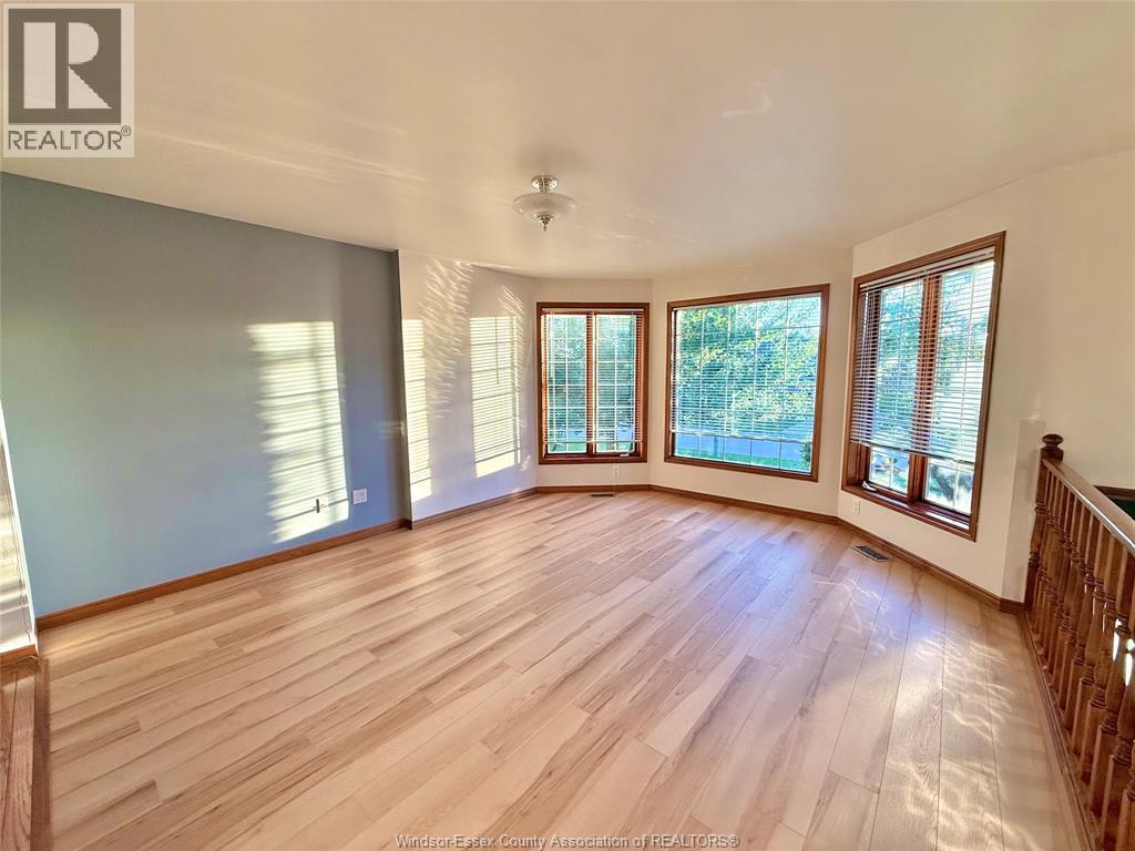 2360 Randolph, Windsor, Ontario  N9E 4A1 - Photo 6 - 26024988