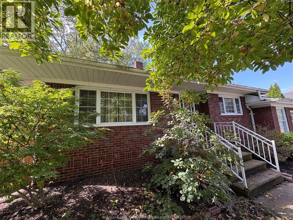 3155 Randolph Avenue West, Windsor, Ontario  N9E 3E5 - Photo 21 - 26025041