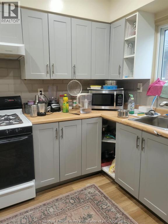 561 Josephine, Windsor, Ontario  N9B 2K9 - Photo 7 - 26025124