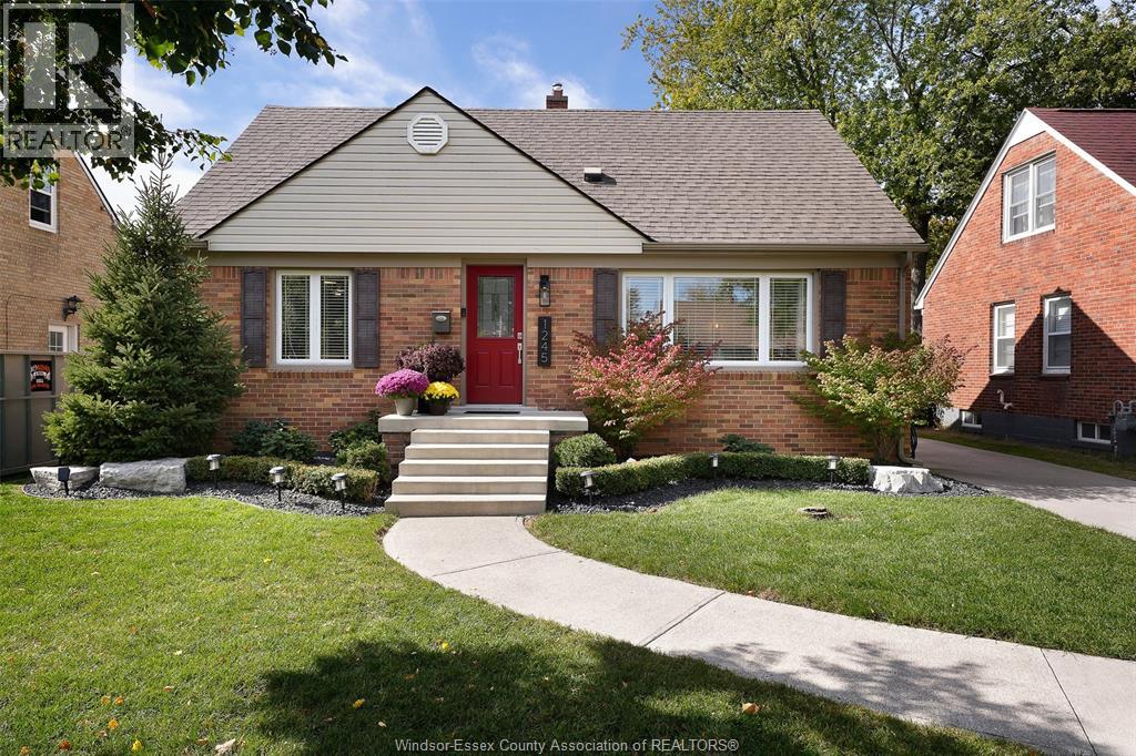 1245 Fairview Boulevard, Windsor, Ontario  N8S 3E8 - Photo 1 - 26025134