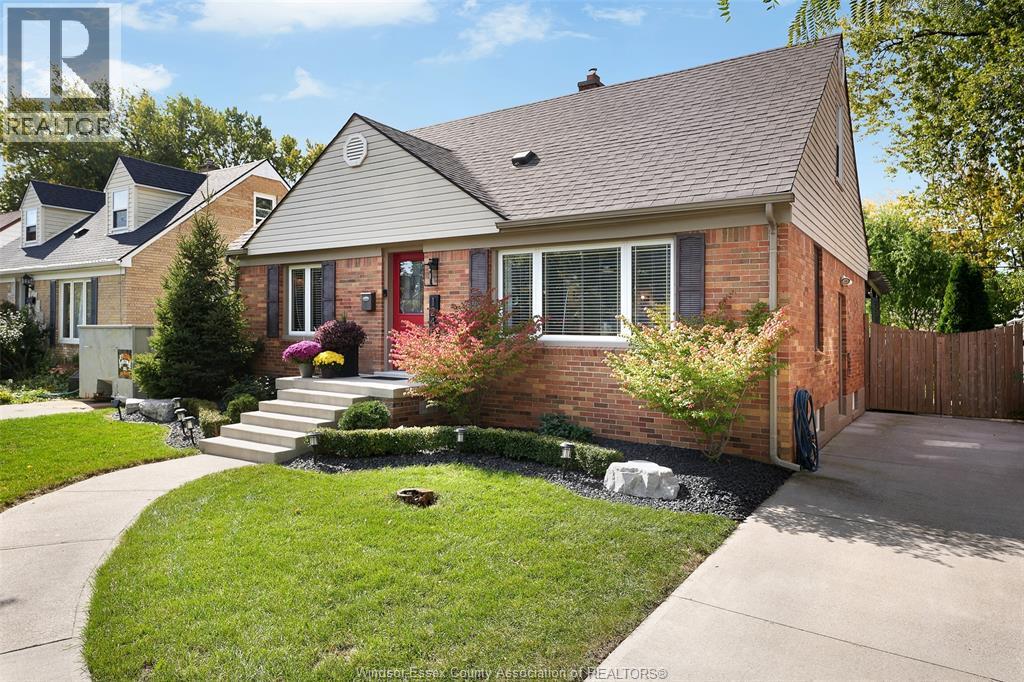 1245 Fairview Boulevard, Windsor, Ontario  N8S 3E8 - Photo 2 - 26025134