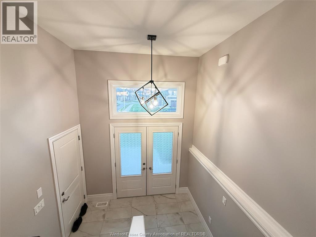 117 Reed Street, Essex, Ontario  N8M 2X6 - Photo 3 - 26025178