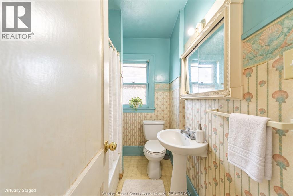 2137 York Street, Windsor, Ontario  N8X 1W8 - Photo 10 - 26025002