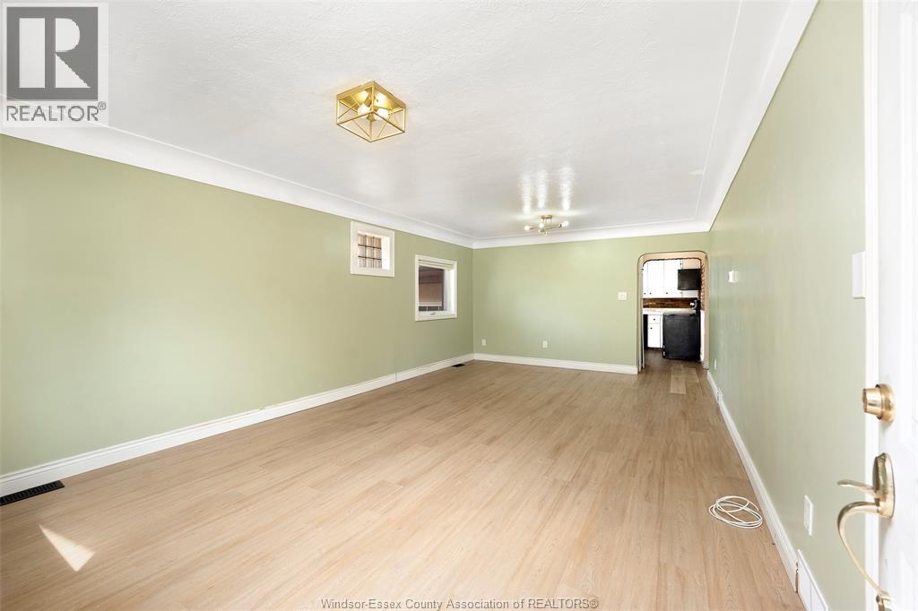 986 Eastlawn Avenue, Windsor, Ontario  N8S 3H9 - Photo 4 - 26025277
