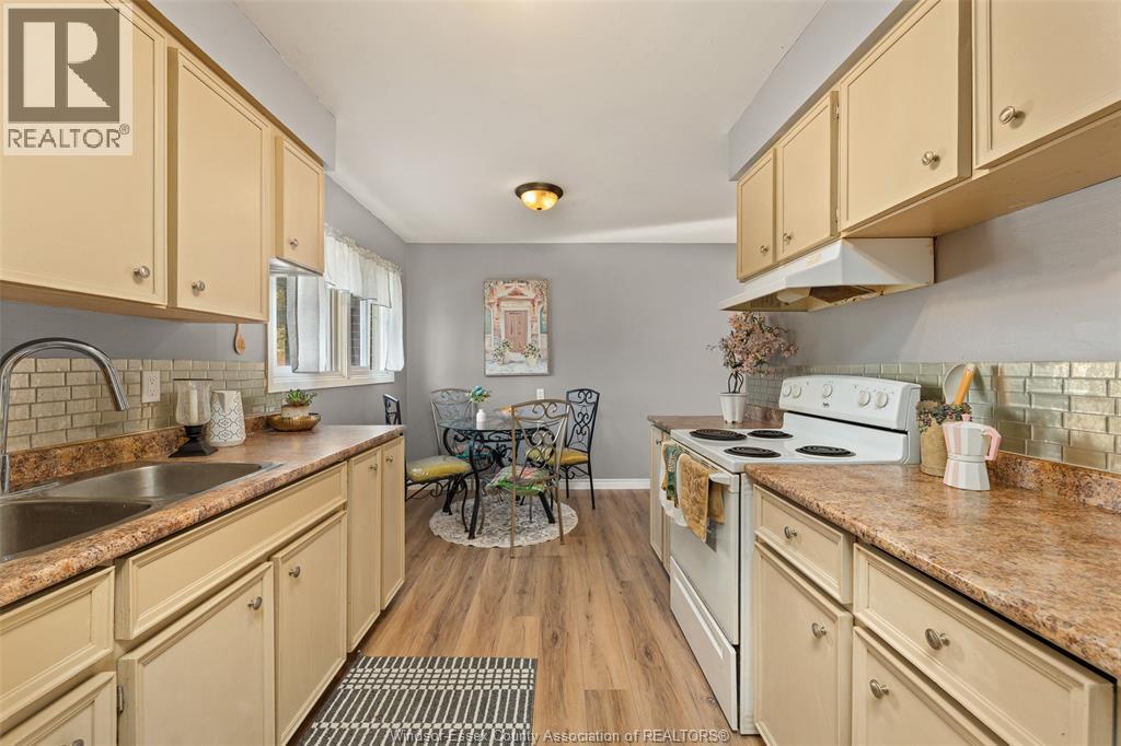 2755 Meadowbrook Lane Unit# 11, Windsor, Ontario  N8T 2Y6 - Photo 12 - 26025370