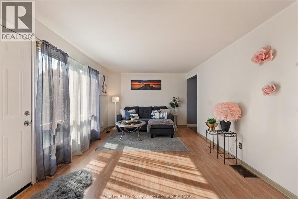 2755 Meadowbrook Lane Unit# 11, Windsor, Ontario  N8T 2Y6 - Photo 7 - 26025370