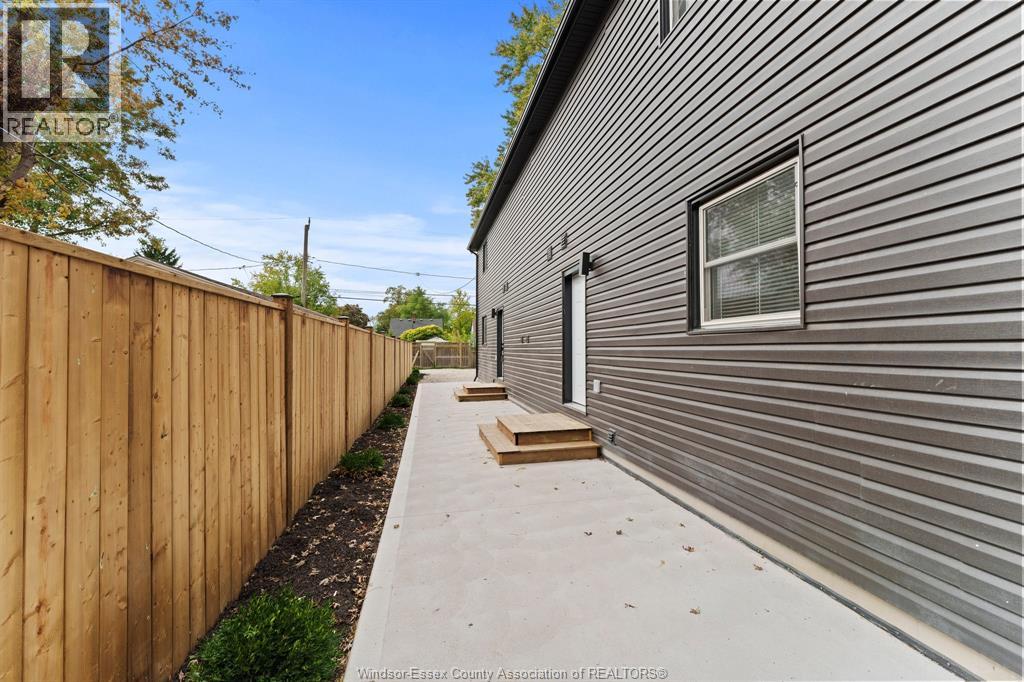 1923 George Avenue Unit# 2, Windsor, Ontario  N8W 4M2 - Photo 2 - 26025362