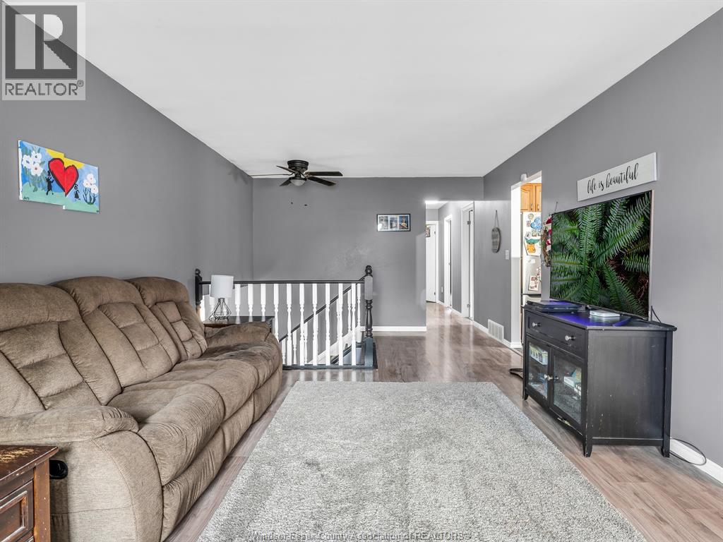 910 William Street, Tecumseh, Ontario  N8N 2A4 - Photo 23 - 26025320