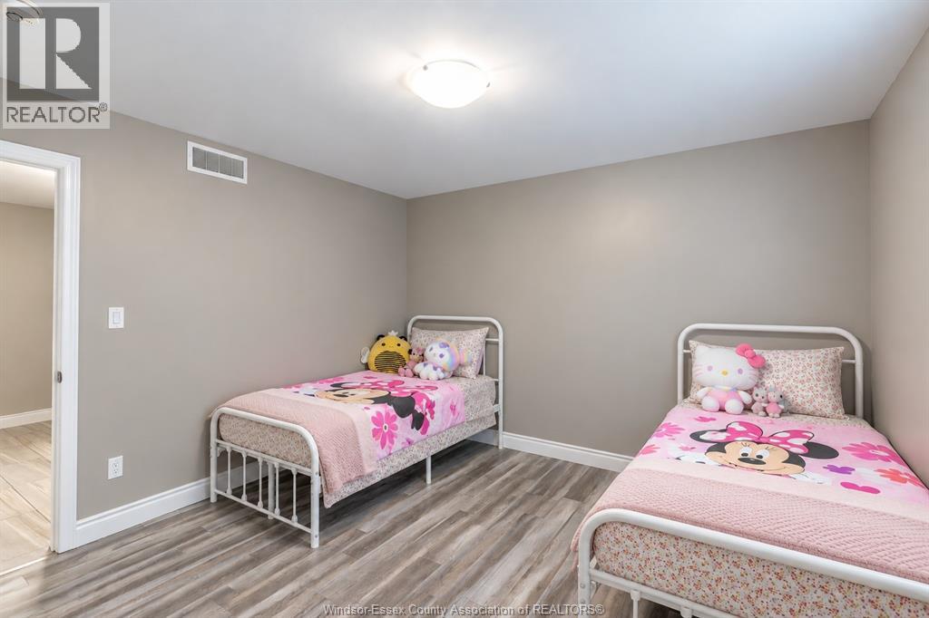 3619 Hallee Crescent, Windsor, Ontario  N8W 0B3 - Photo 11 - 26025416