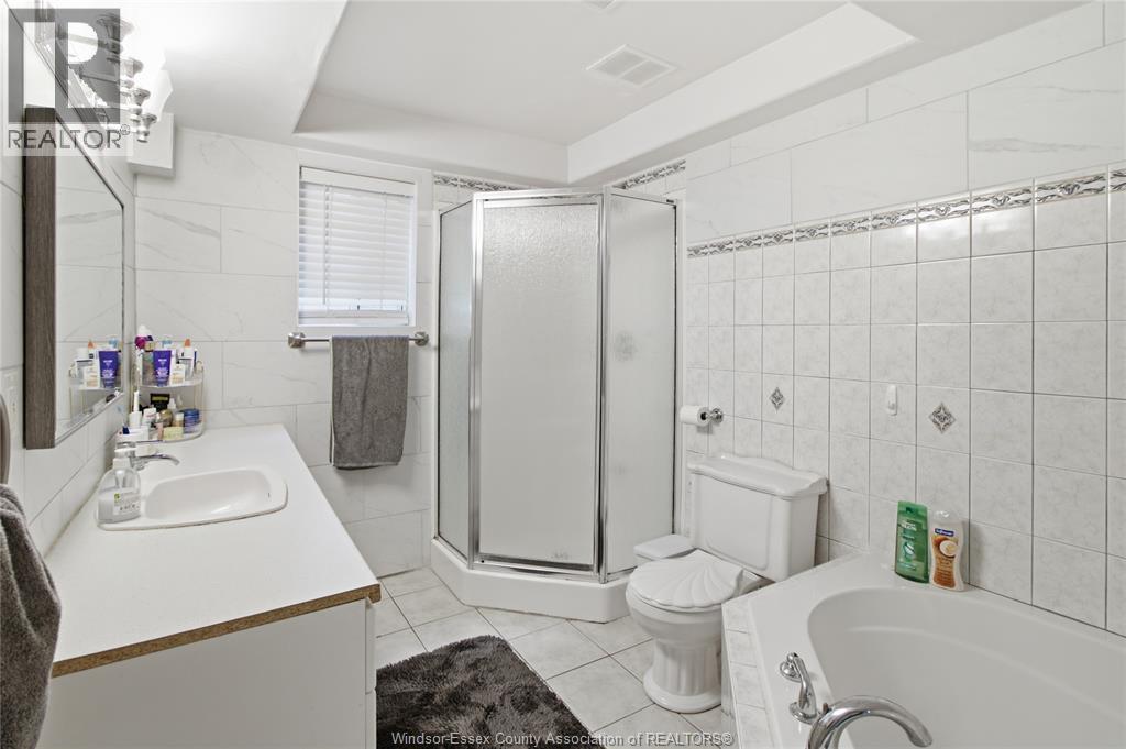 2424 Timbercrest Avenue, Windsor, Ontario  N8P 1S2 - Photo 39 - 26025405
