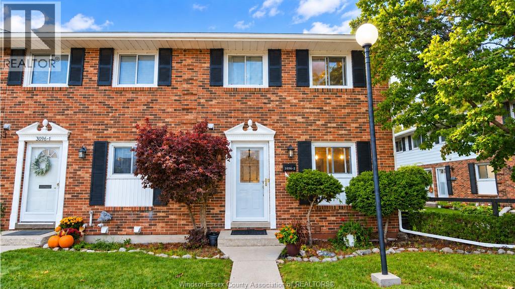 3096 Meadowbrook Lane Unit# 2, Windsor, Ontario  N8T 3H4 - Photo 2 - 26025344